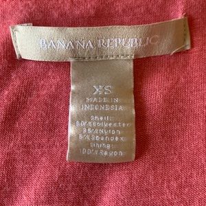 Lined scoop, neck, short sleeve, dressy, tank top.